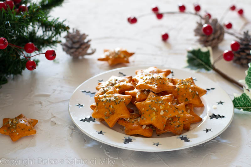 Biscotti Di Natale Salati, Perfetti Per Un Apericena Natalizio