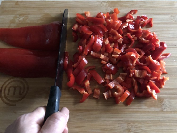Pasta risottata ai peperoni preparate i peperoni