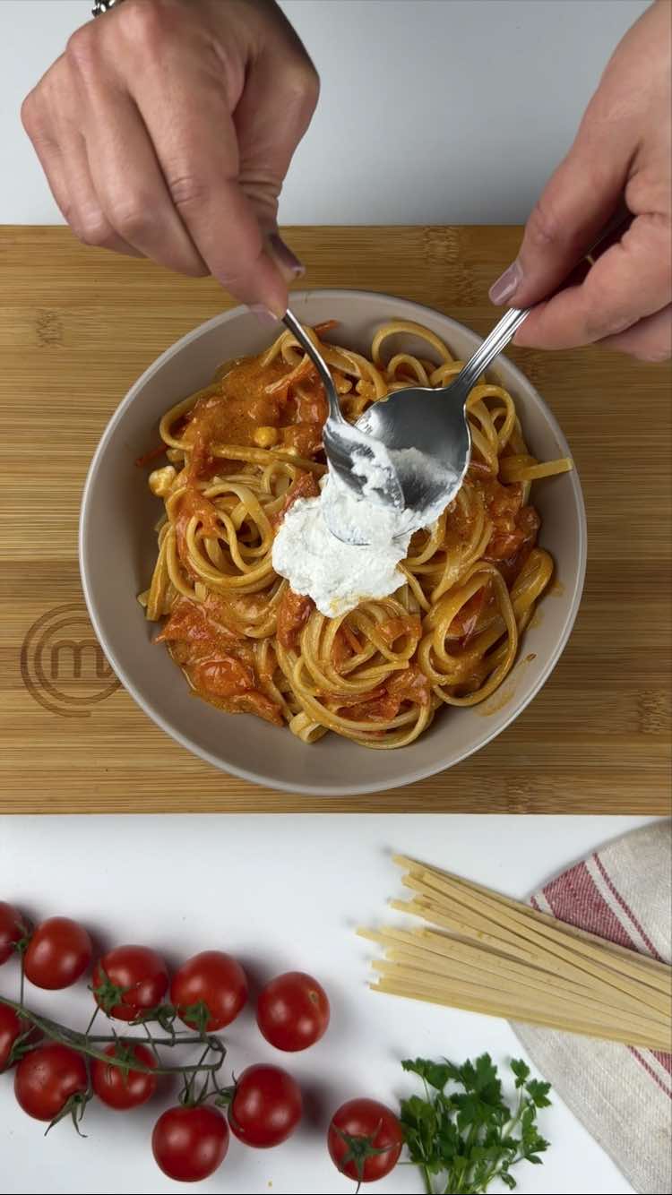 Linguine pomodorini stracciatella e gamberi
aggiungi la stracciatella 