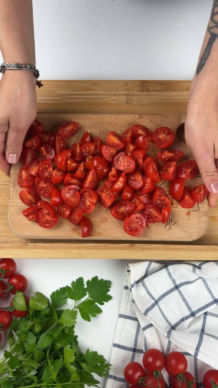 Pasta con bisque di gamberi
taglia i pomodori 