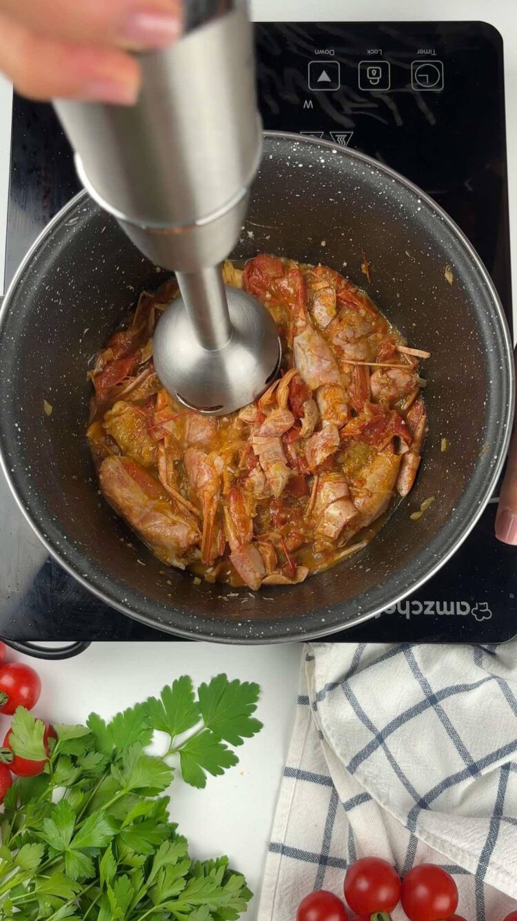 Pasta con bisque di gamberi
frulla con il mixer