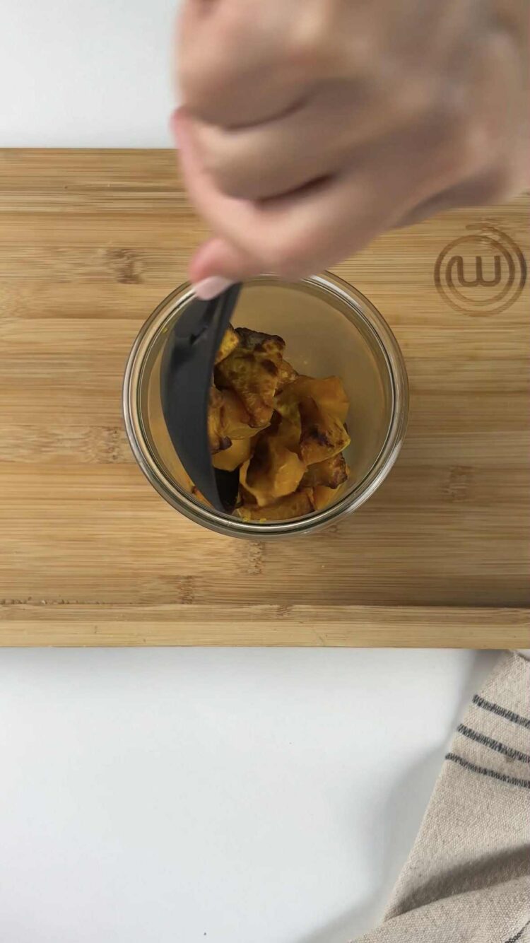 Pasta con crema di zucca e guanciale
versa la zucca nel boccale del mixer 