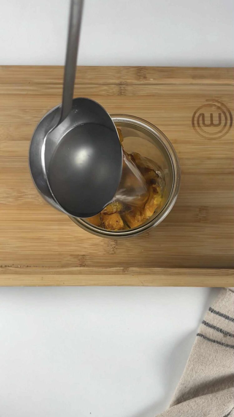Pasta con crema di zucca e guanciale
aggiungi acqua di cottura 