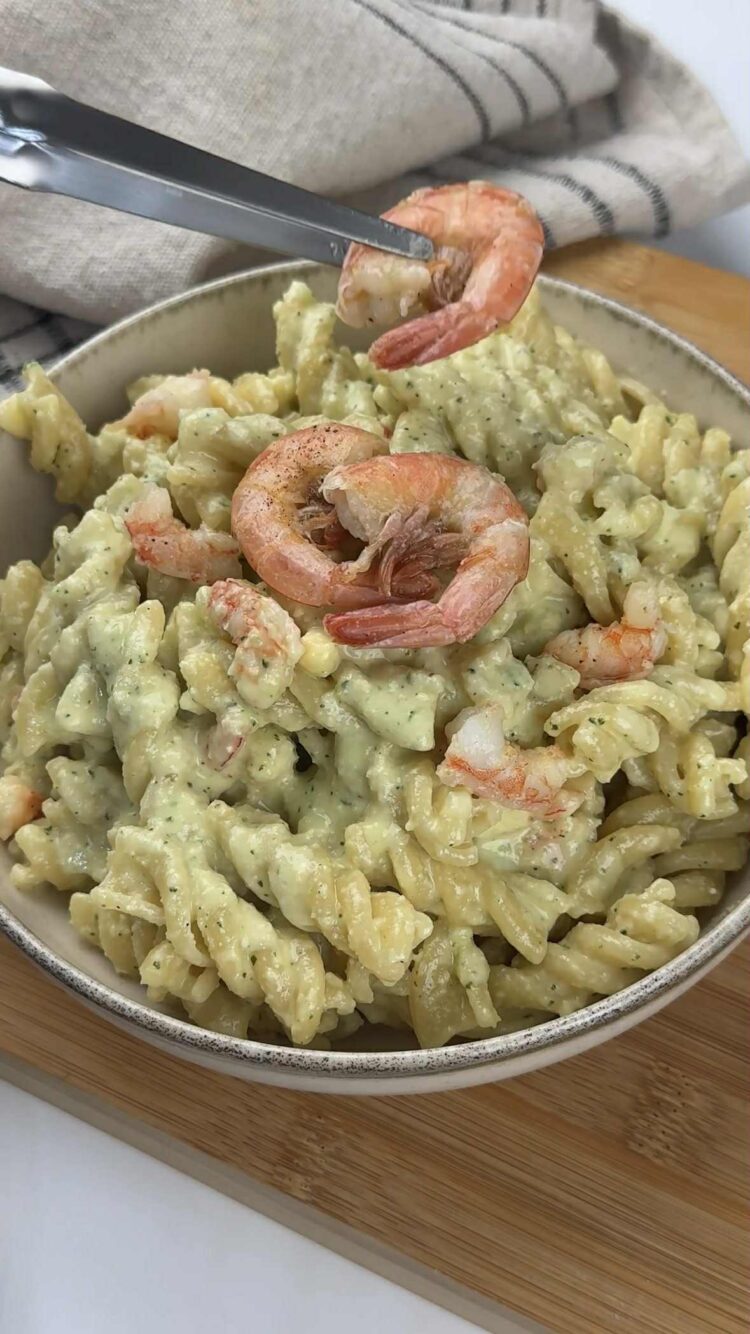 Pasta al pesto di limoni e gamberi
servi la pasta 