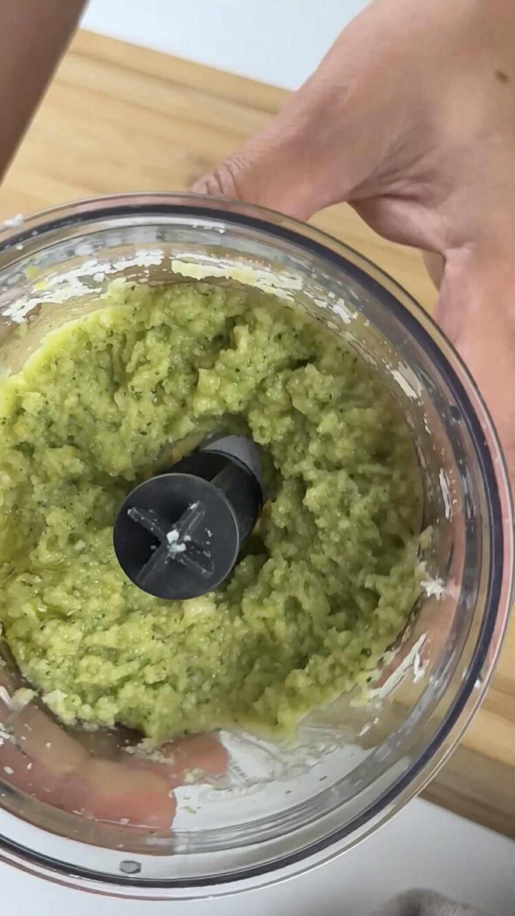 Pasta al pesto di limoni e gamberi
ottieni il pesto 