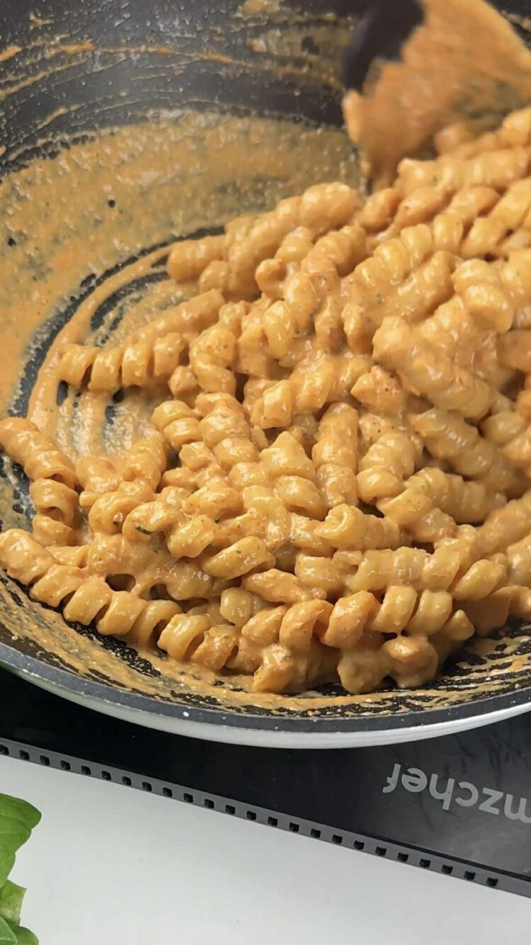 Pasta al pesto di peperoni
aggiungi il pesto 