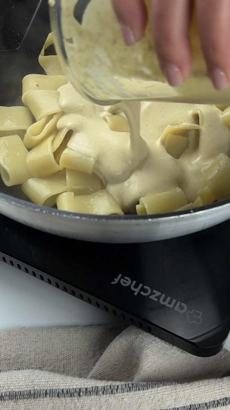 Pasta con crema di pistacchi e pancetta
aggiungi la crema di pistacchi 