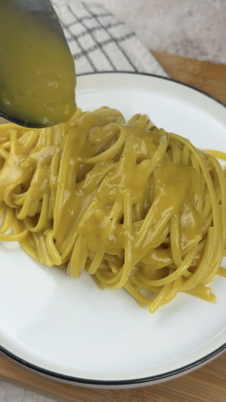 Pasta alla milanese
impiatta la pasta