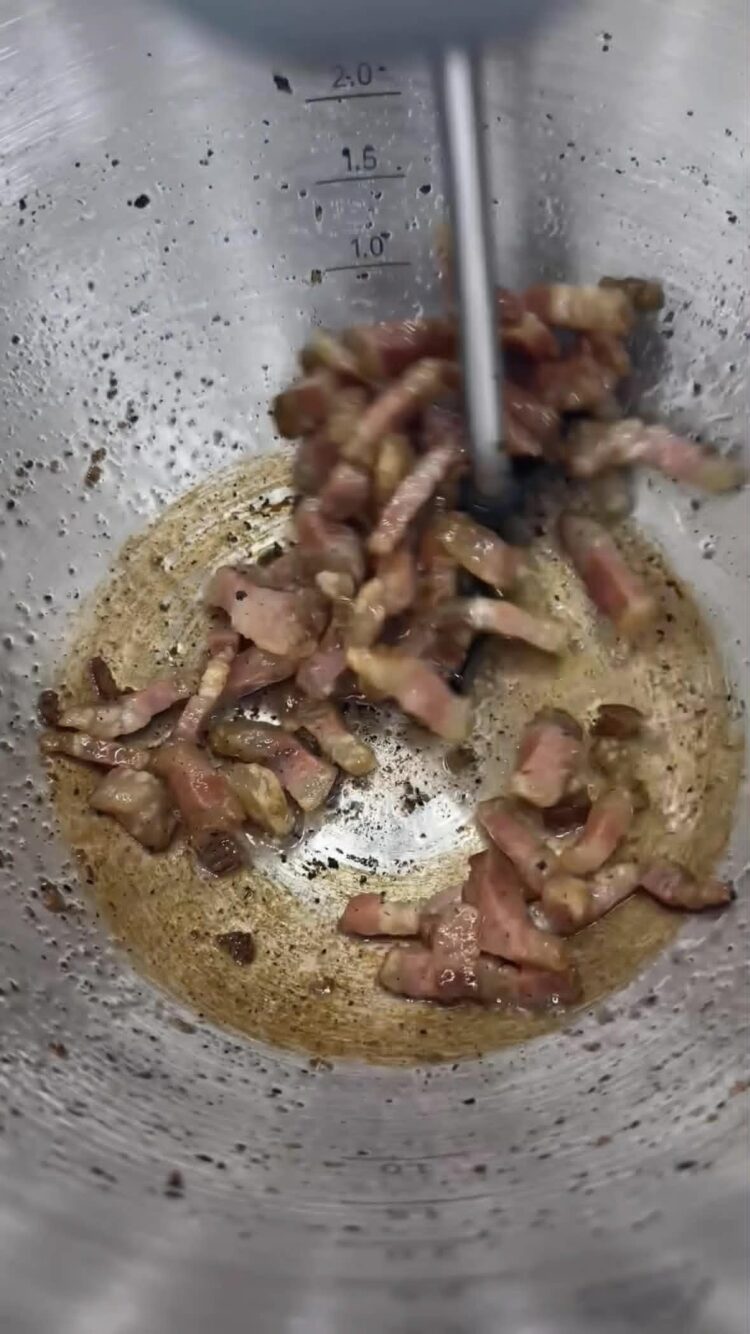 Risotto alla carbonara
rosola il guanciale