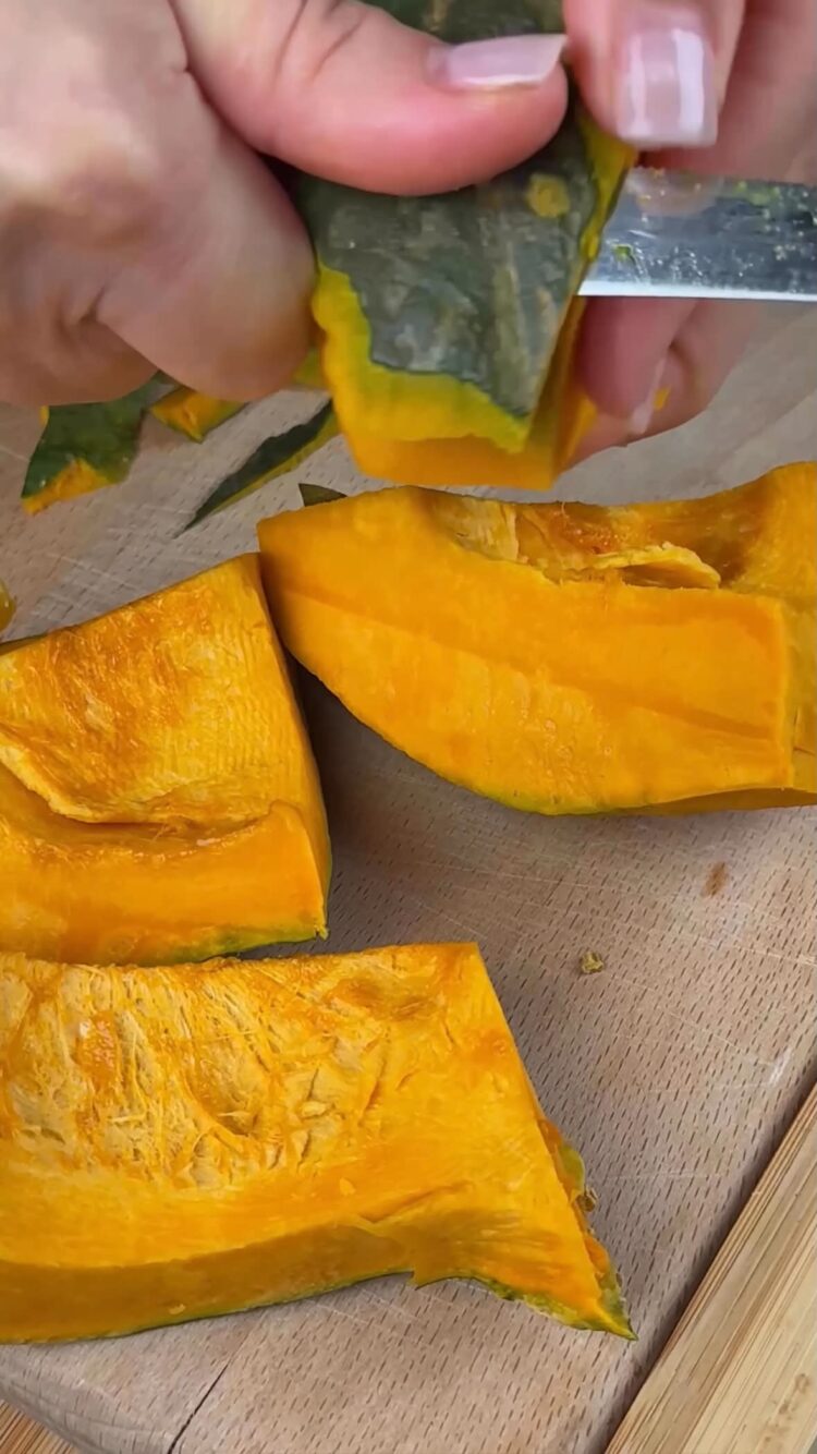 Risoni zucca e guanciale
elimina la buccia 