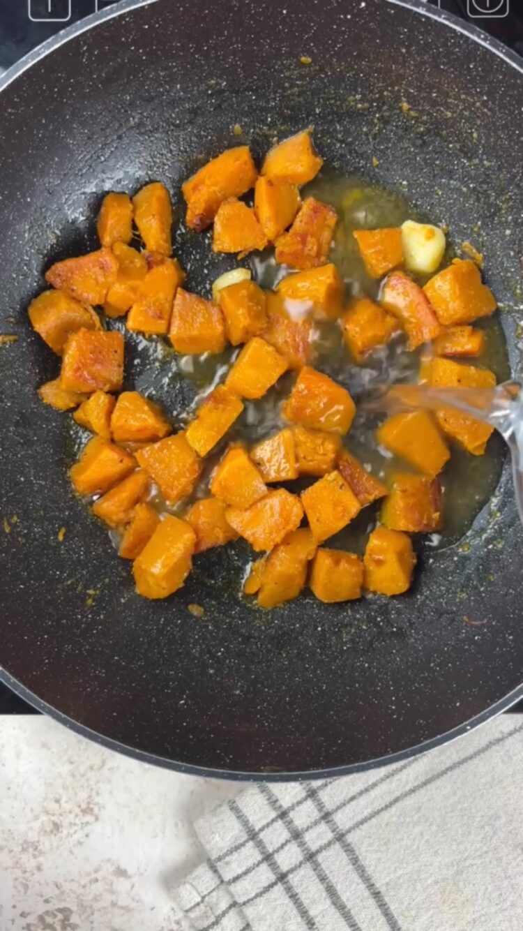 Risoni zucca e guanciale
cuoci la zucca