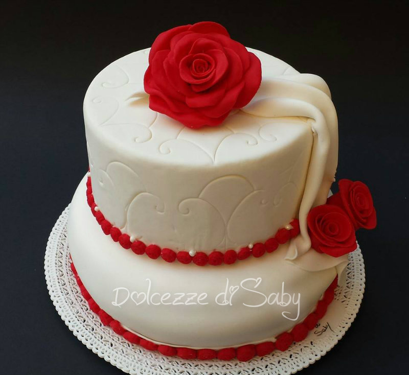 torta rose rosse 