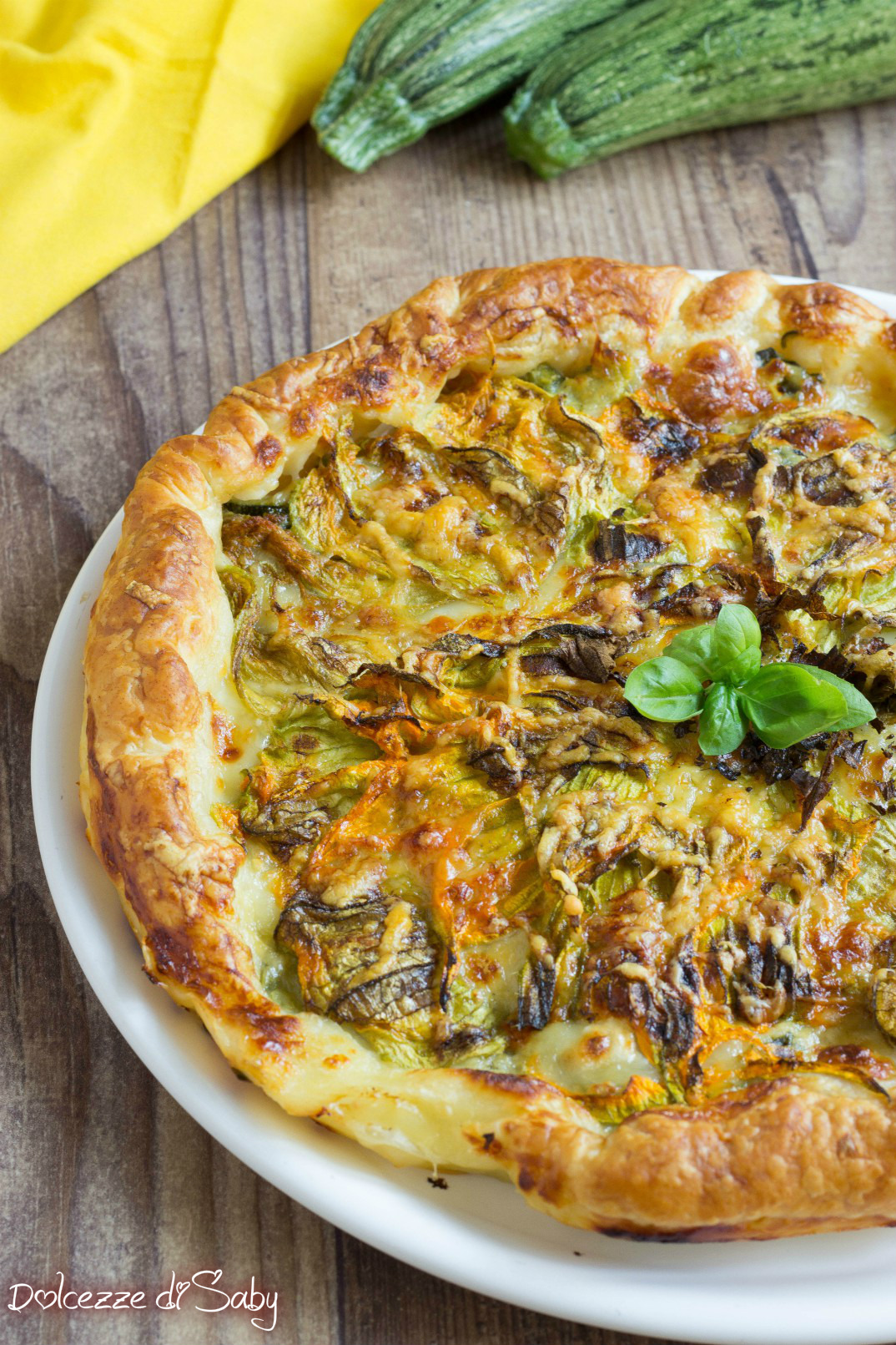 Torta Salata Di Zucchine E Fiori Di Zucca Facile Veloce E Gustosa