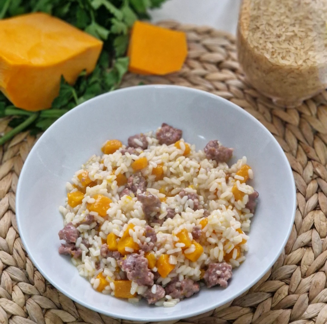 Risotto con Zucca e Salsiccia: Ricetta Cremosa e Facile da Fare a Casa ...