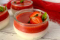 Panna cotta vegetale con salsa alle fragole