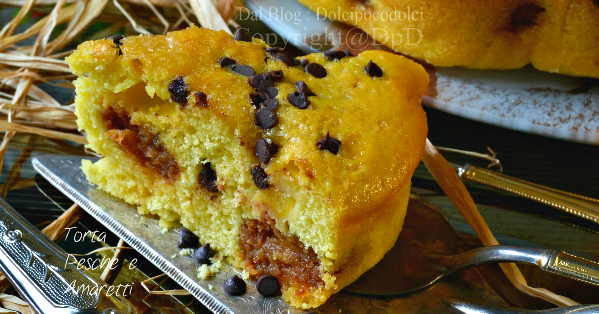 Torta pesche amaretti