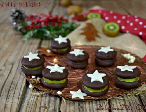 Biscotti natalizi cioccolato e kiwi