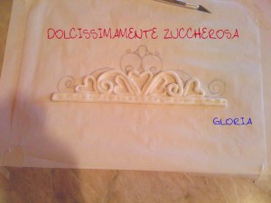 tutorial corona delle principesse in pasta di zucchero tiara pdz.jpg