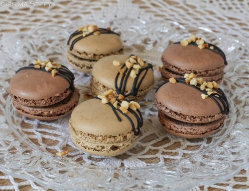 Macarons al Cioccolato e Nocciole