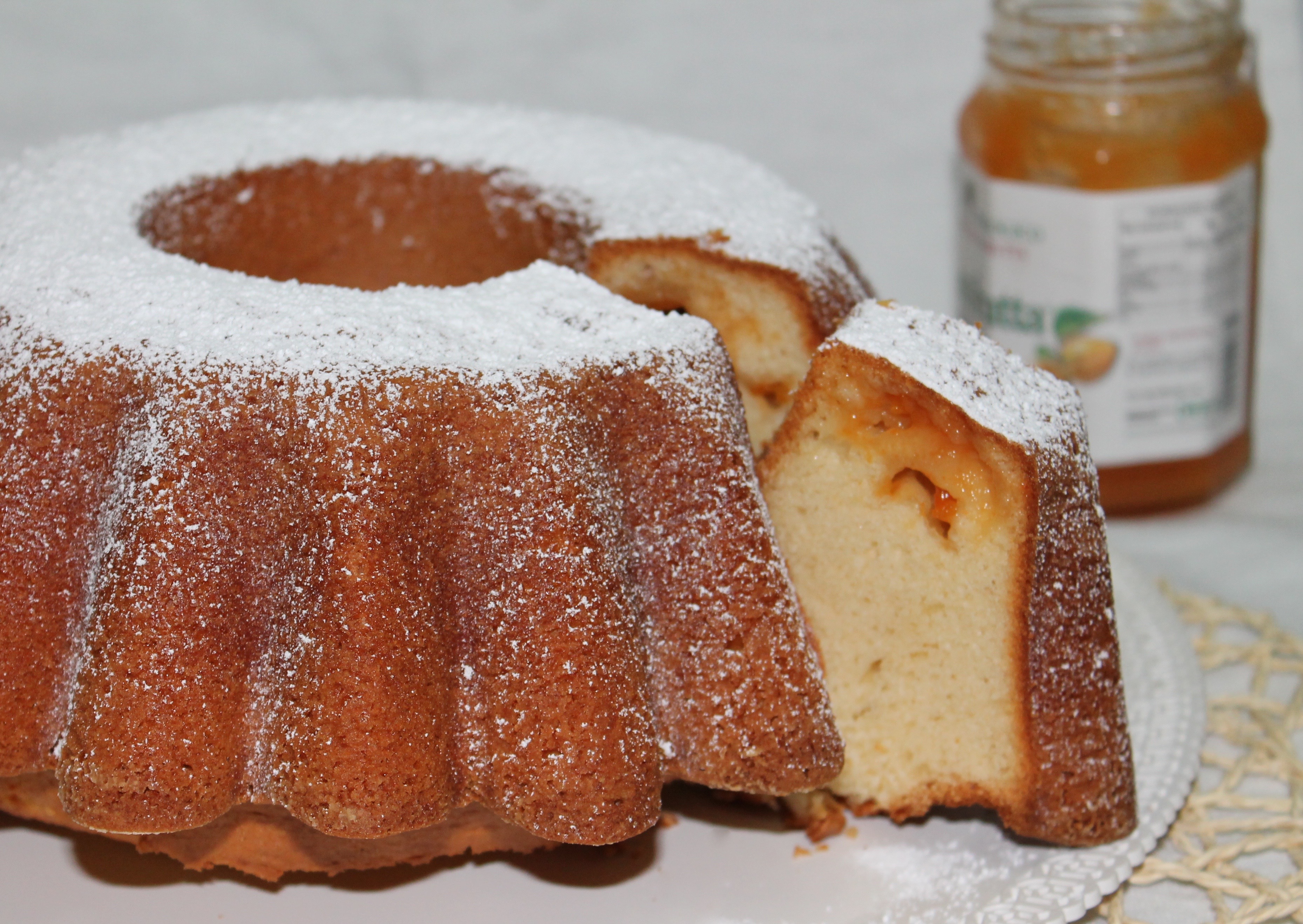 Ciambella Con Cuore Morbido Di Marmellata Dolci Tutta La Vita