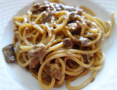 Spaghetti ai funghi porcini secchi: una vera prelibatezza😍