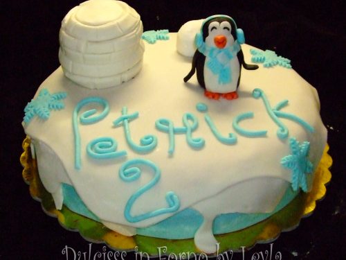 Pingu Cake decorata in pasta di zucchero