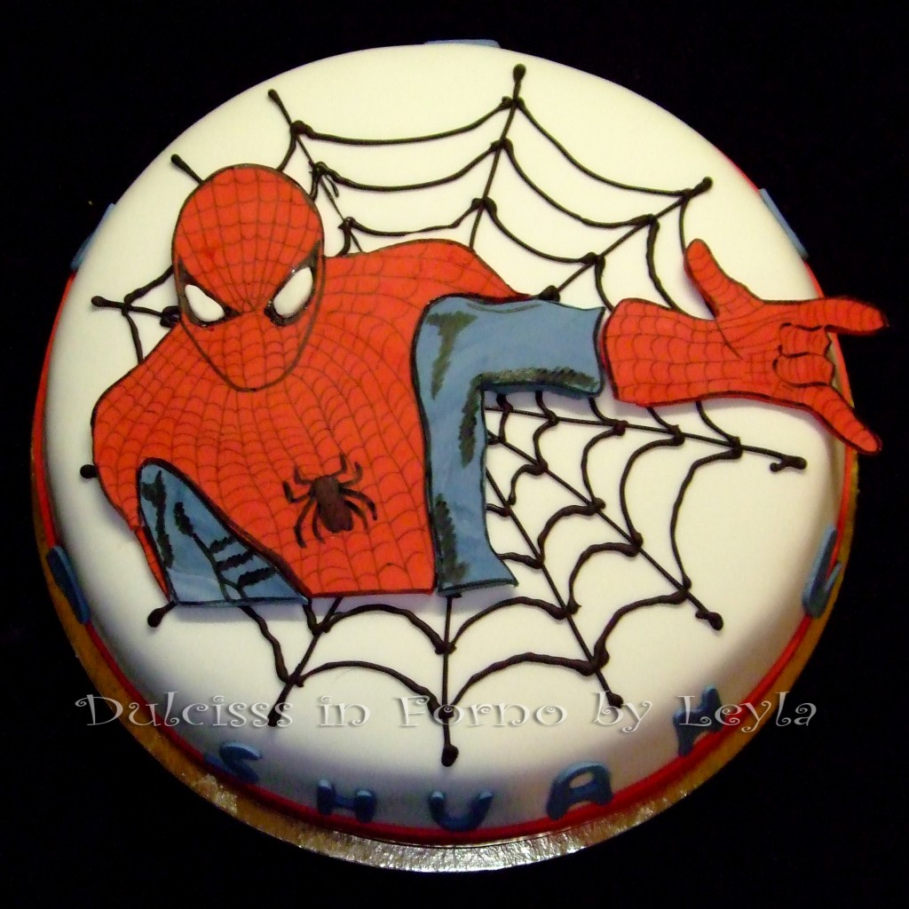 Torta Uomo Ragno – Spiderman Cake, decorata in pasta di zucchero