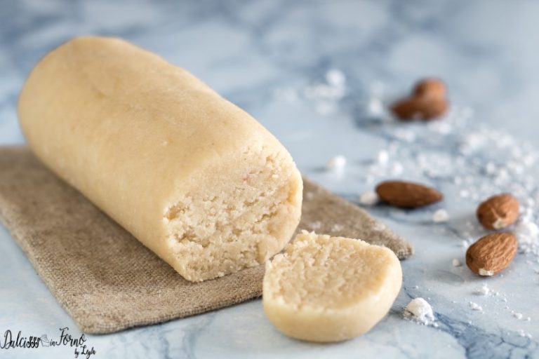 Marzapane la ricetta per fare il marzapane in casa in 5 minuti