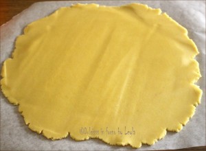 Crostata perfetta: come trasferire la pasta frolla nello stampo da crostata Dulcisss in forno by Leyla