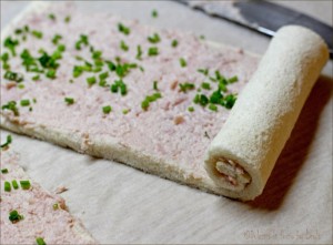 Girelle al prosciutto e robiola con il pane per tramezzini Dulcisss in forno by Leyla
