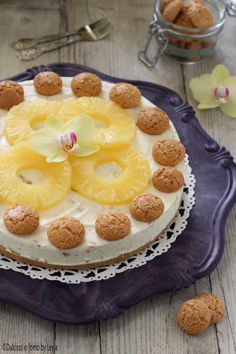 Cheesecake ananas e amaretti ricetta senza cottura Dulcisss in forno by Leyla