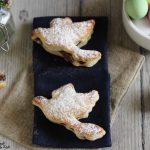 Sfogliatine con nutella a forma di colombine sfogliatine alla nutella a forma di colombine ricetta colombine di sfoglia e nutella ricette di Pasqua dolci di pasqua dolcetti di pasqua colombine di sfoglia veloci ricetta facile ricetta veloce ricetta dolce ricetta colazione Sfogliatine con nutella a forma di colombine giallozafferano Sfogliatine con nutella a forma di colombine blog giallozafferano Sfogliatine con nutella a forma di colombine blog giallo zafferano pasta sfoglia Dulcisss in forno by Leyla