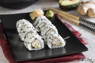 Uramaki California, ricetta perfetta dei California Maki o California roll sushi