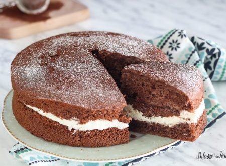 Torta al cioccolato panna e nutella Torta al cioccolato panna e nutella