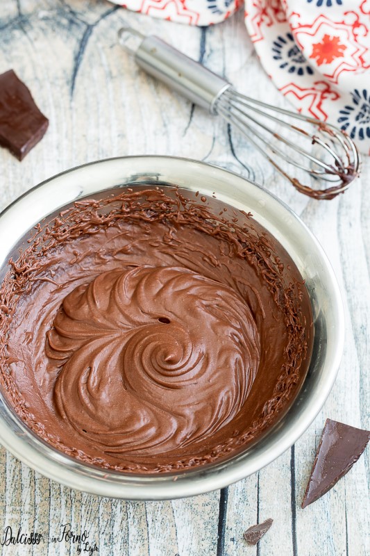 Ganache al cioccolato: ricetta crema al cioccolato per torte