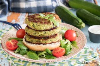 Hamburger di zucchine ricetta hamburger vegetariano - hamburger di verdure