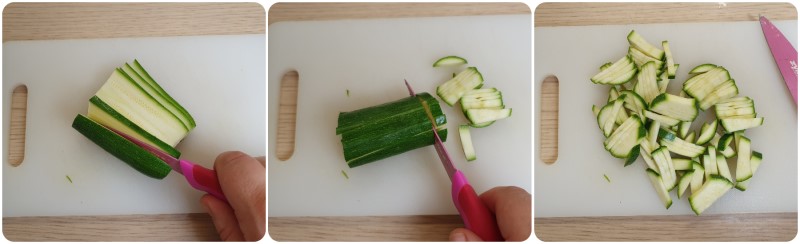 Pulire le zucchine e tagliarle a bastoncini - Ricetta Carbonara di zucchine