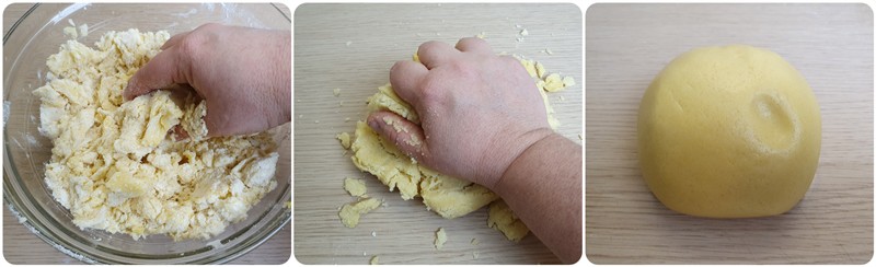 Aggiungere zucchero e tuorli per creare la pasta frolla dei biscotti all'amarena