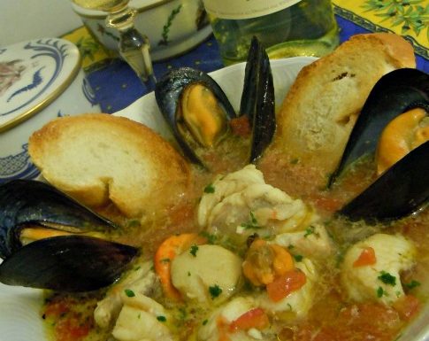 Zuppa di pesce “cuccagna”, ricetta primo piatto