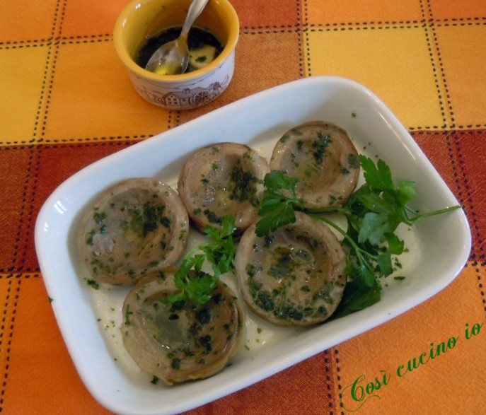 Fondi di carciofo al tegame