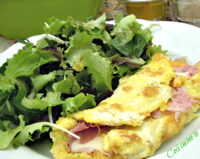 Omelette prosciutto di praga e asiago - Così cucino io