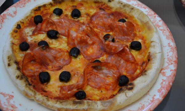 Pizza con lievito madre senza glutine