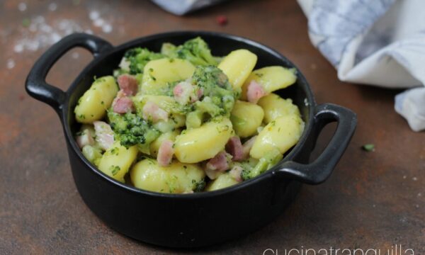 Gnocchi broccoli e pancetta