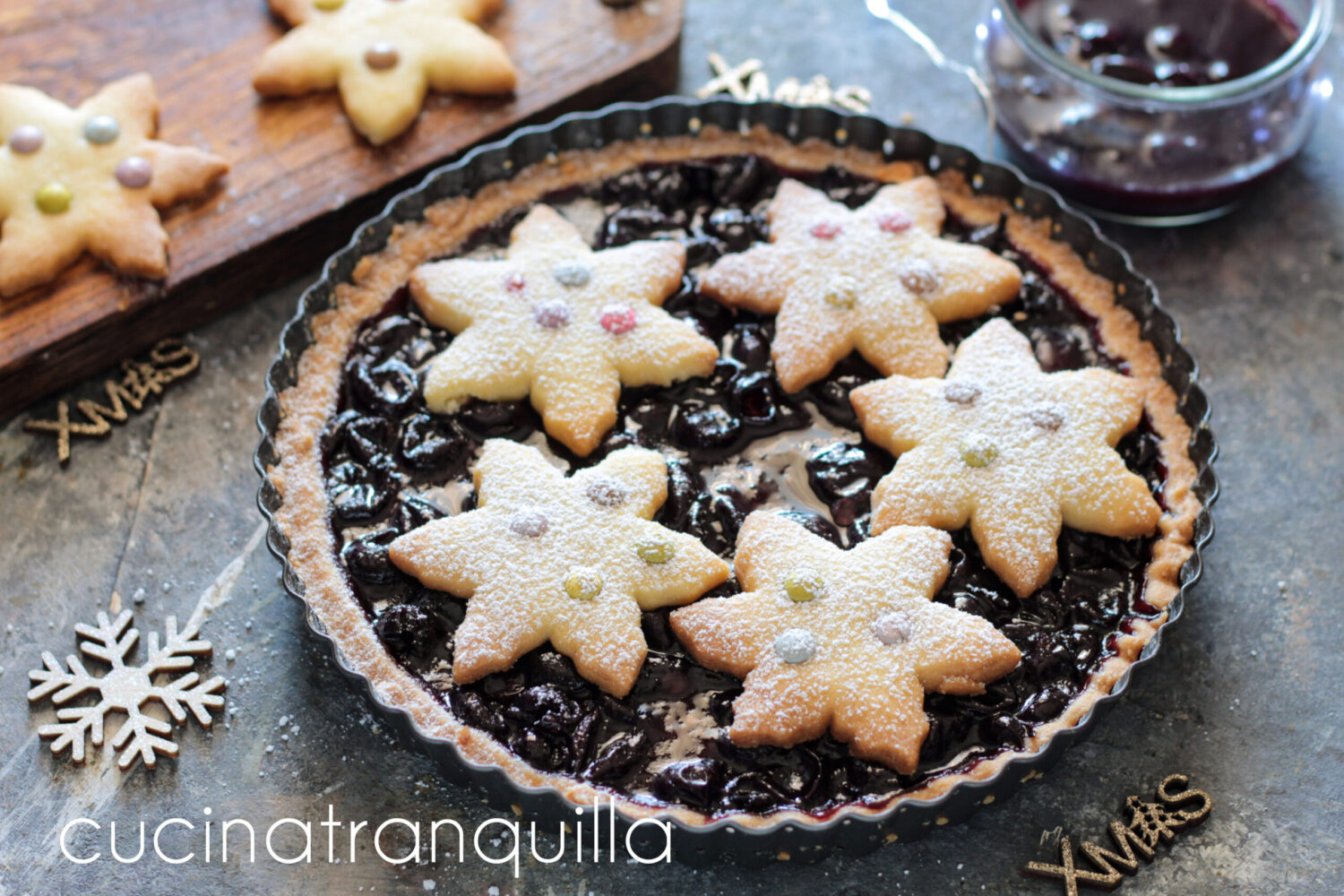 Crostata di capodanno con scrucchiata d'uva
