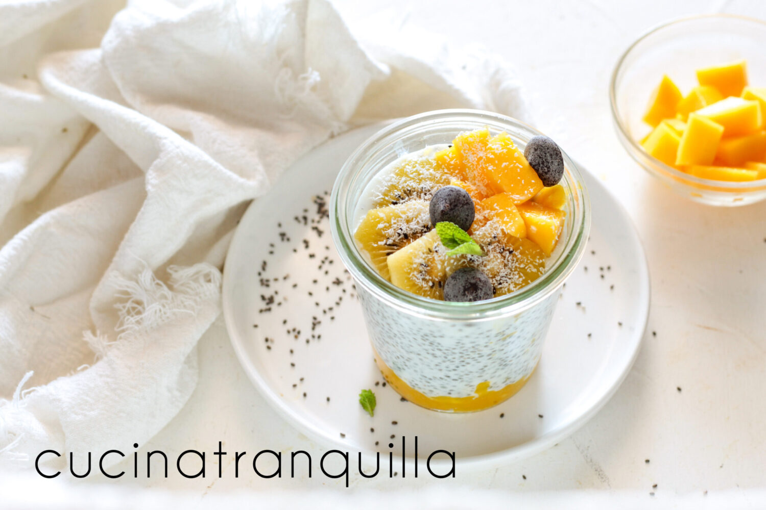 Chia pudding con mango e kiwi