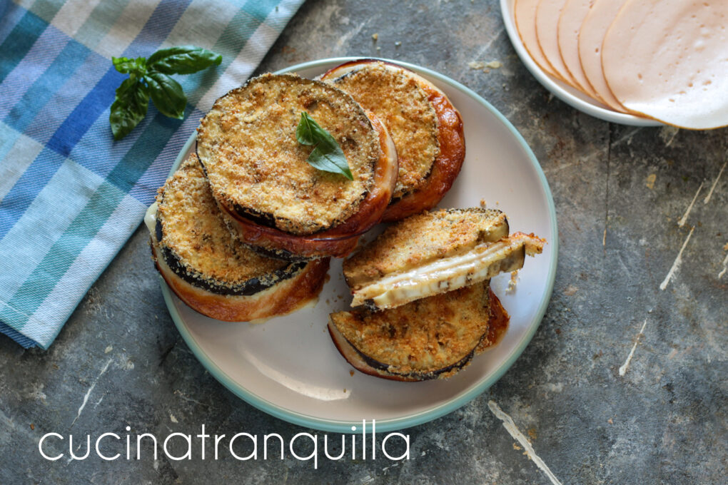 Cordon bleu di melanzane con petto di pollo arrosto