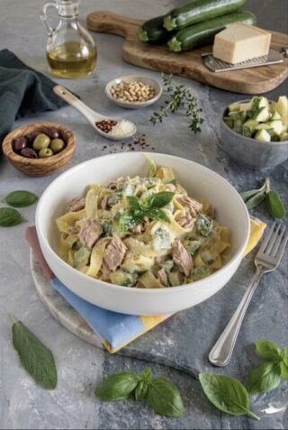 PASTA TONNO E ZUCCHINE VELOCISSIMA PER CHI HA POCO TEMPO IN CUCINA