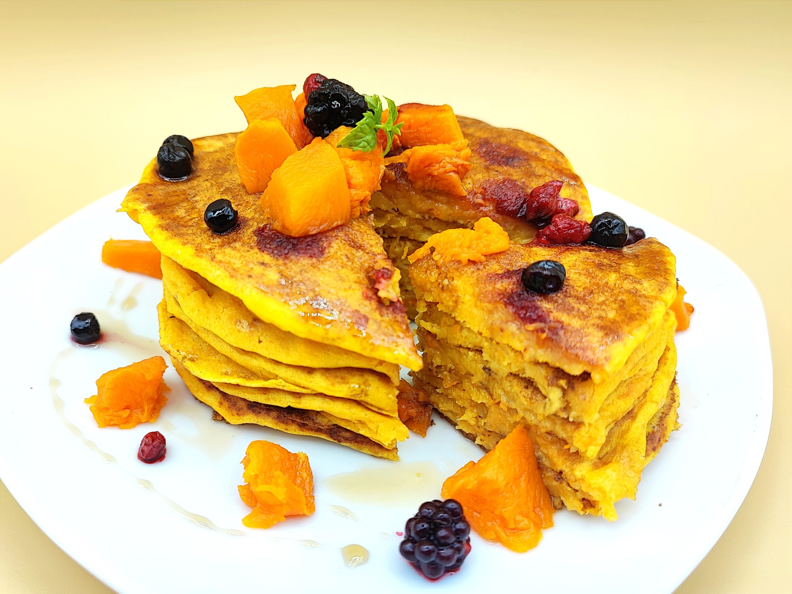 Pancakes di zucca senza uova, latte, ne burro