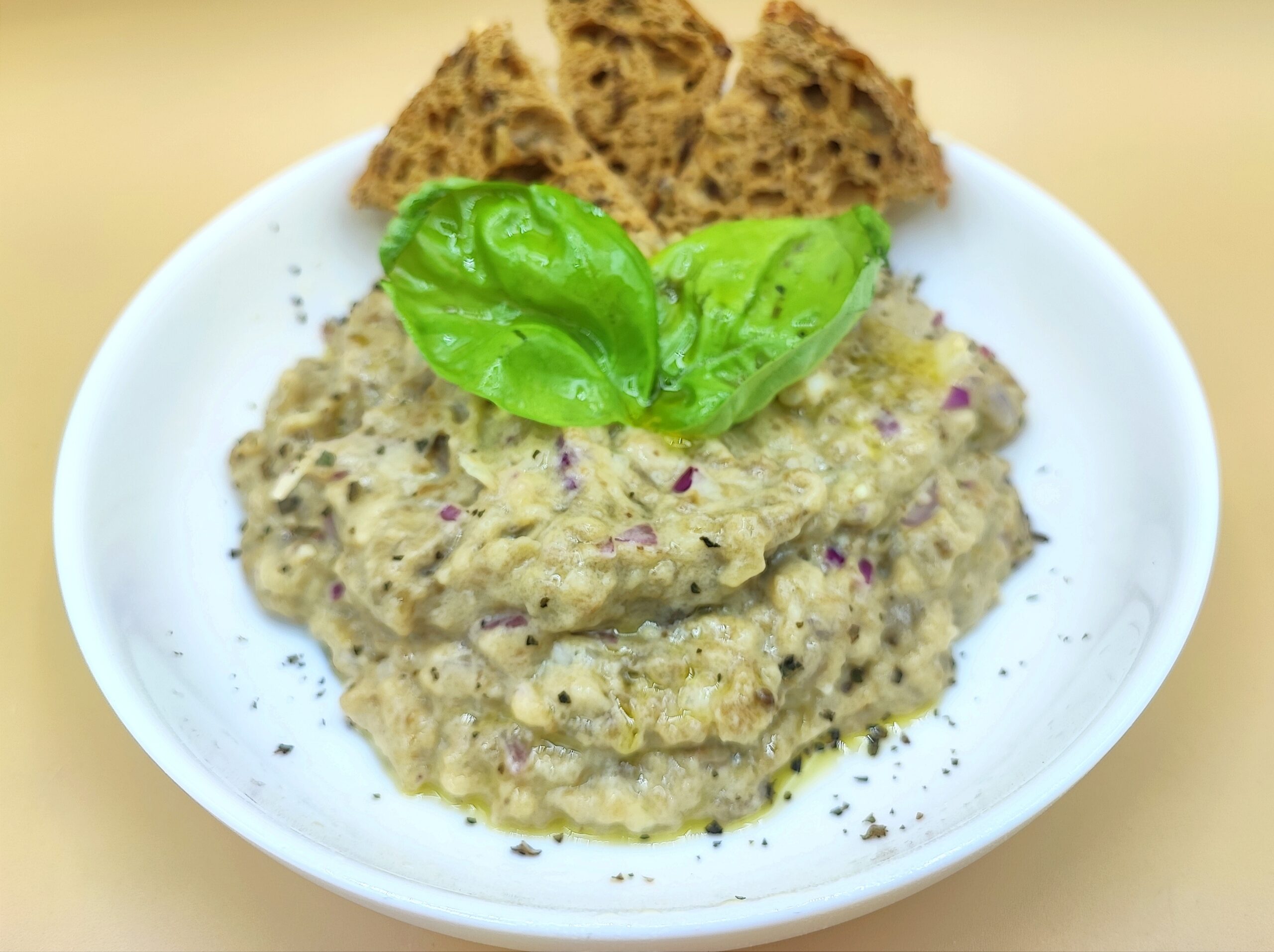 Insalata di melanzane con maionese