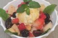 Macedonia di Frutta Fresca con Gelato
